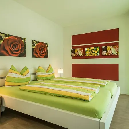 Rose זיפלינגן